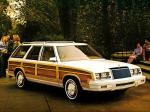 Chrysler LeBaron Town & Country Wagon 1982 года